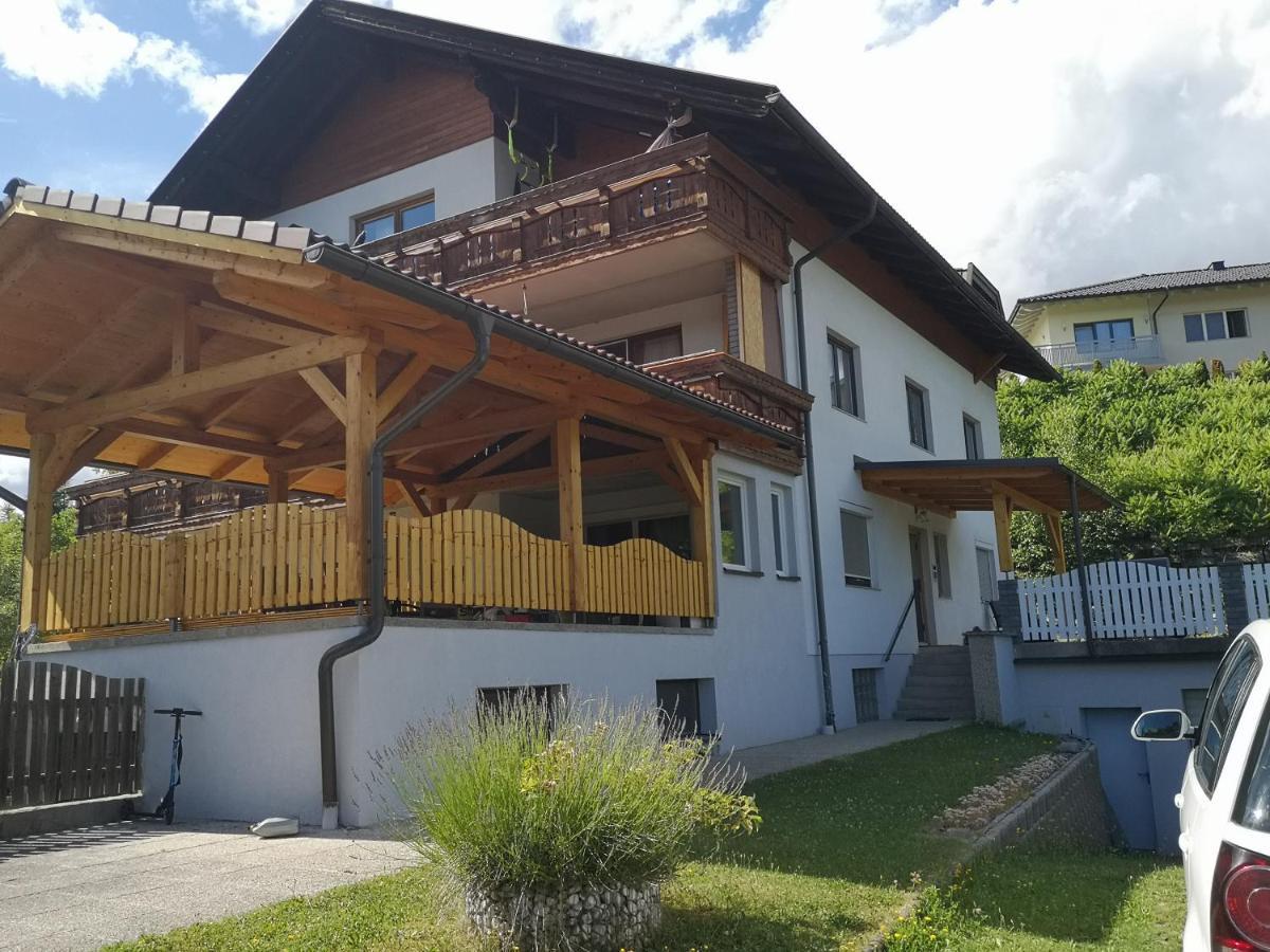 Apartamento Haus Im Grünen Villach Exterior foto